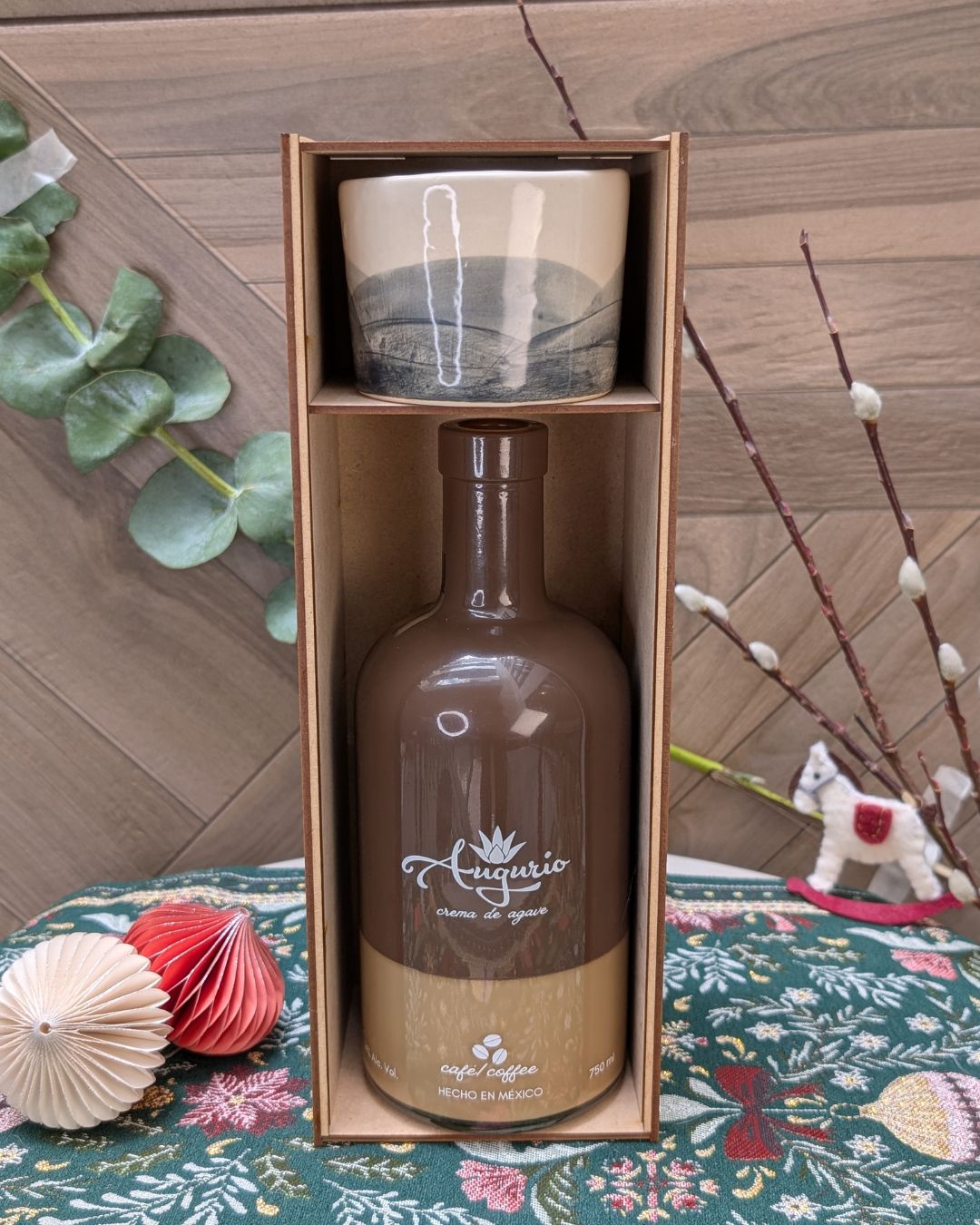 5. Regalo para empresas: Camila + Augurio 🎁