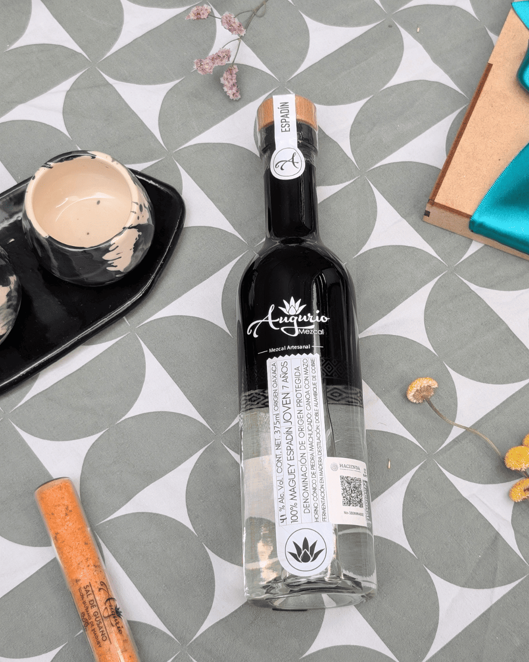 Traguito con estilo | Kit de regalo corporativo con mezcal